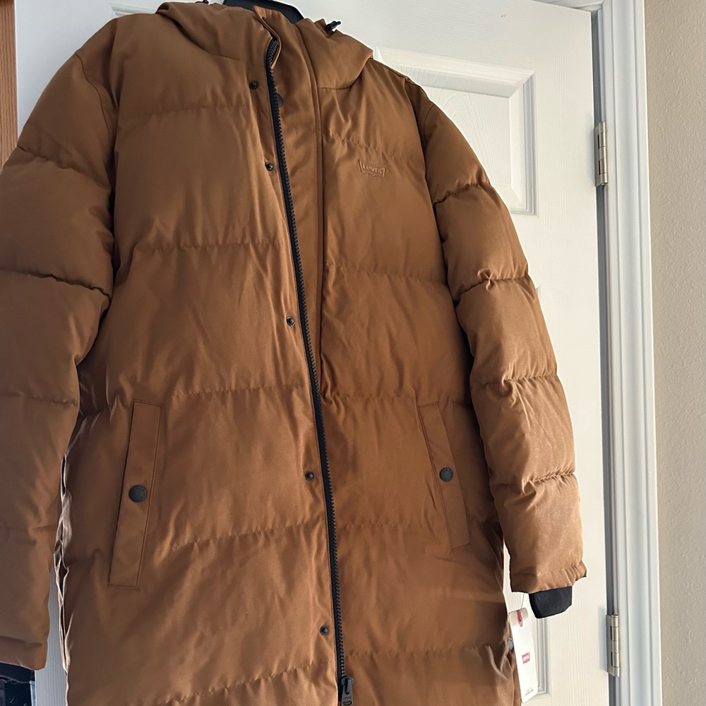 Brand new Levi’s long puffer jacket - Men’s small